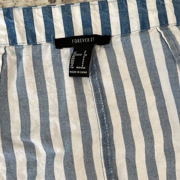 Forever 21 two piece outfit - Picture 8 of 11